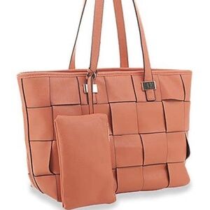 (NWT) Beautifully Woven Tote Handbag Set